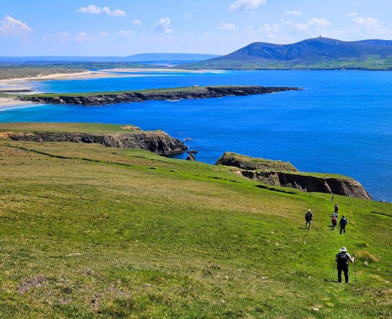 ireland-guided-hike-waw-distant-beach